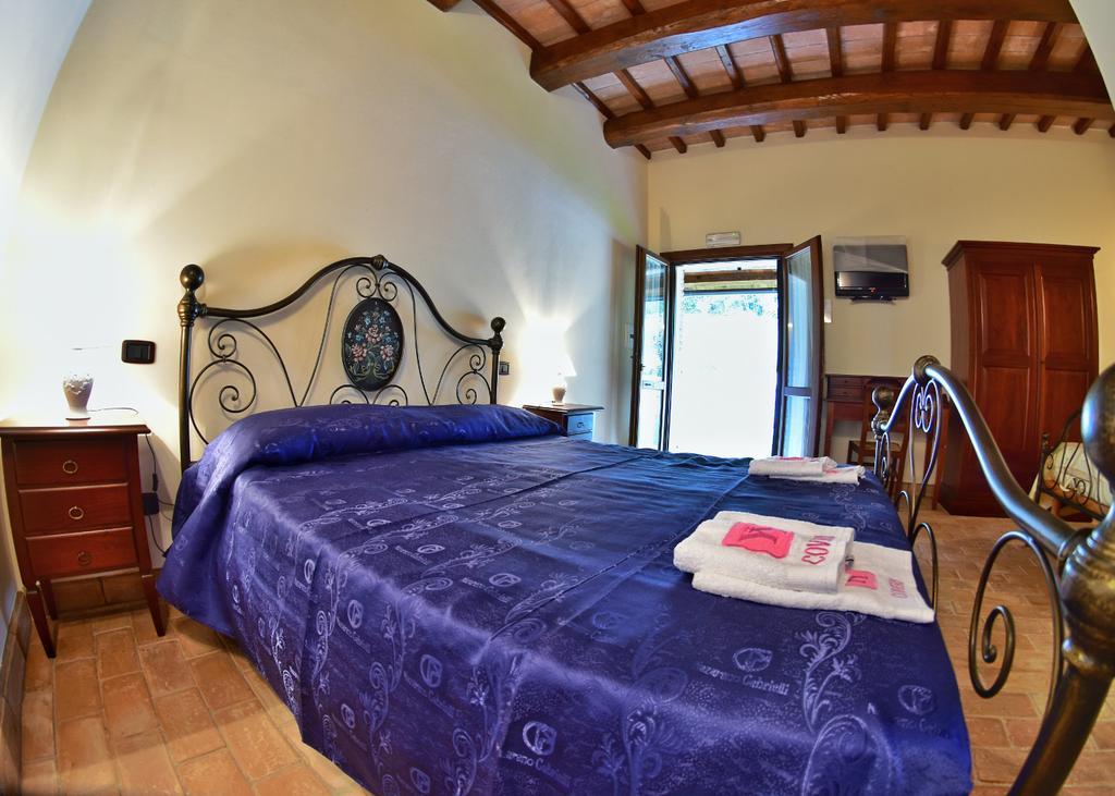 Agriturismo Isola Verde SantʼUrbano Extérieur photo